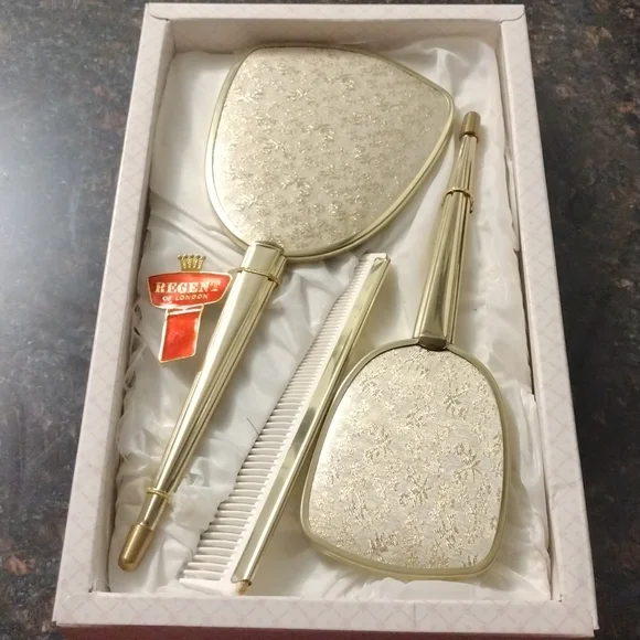 regent of London Accessories Vintage Regent Of London Vanity